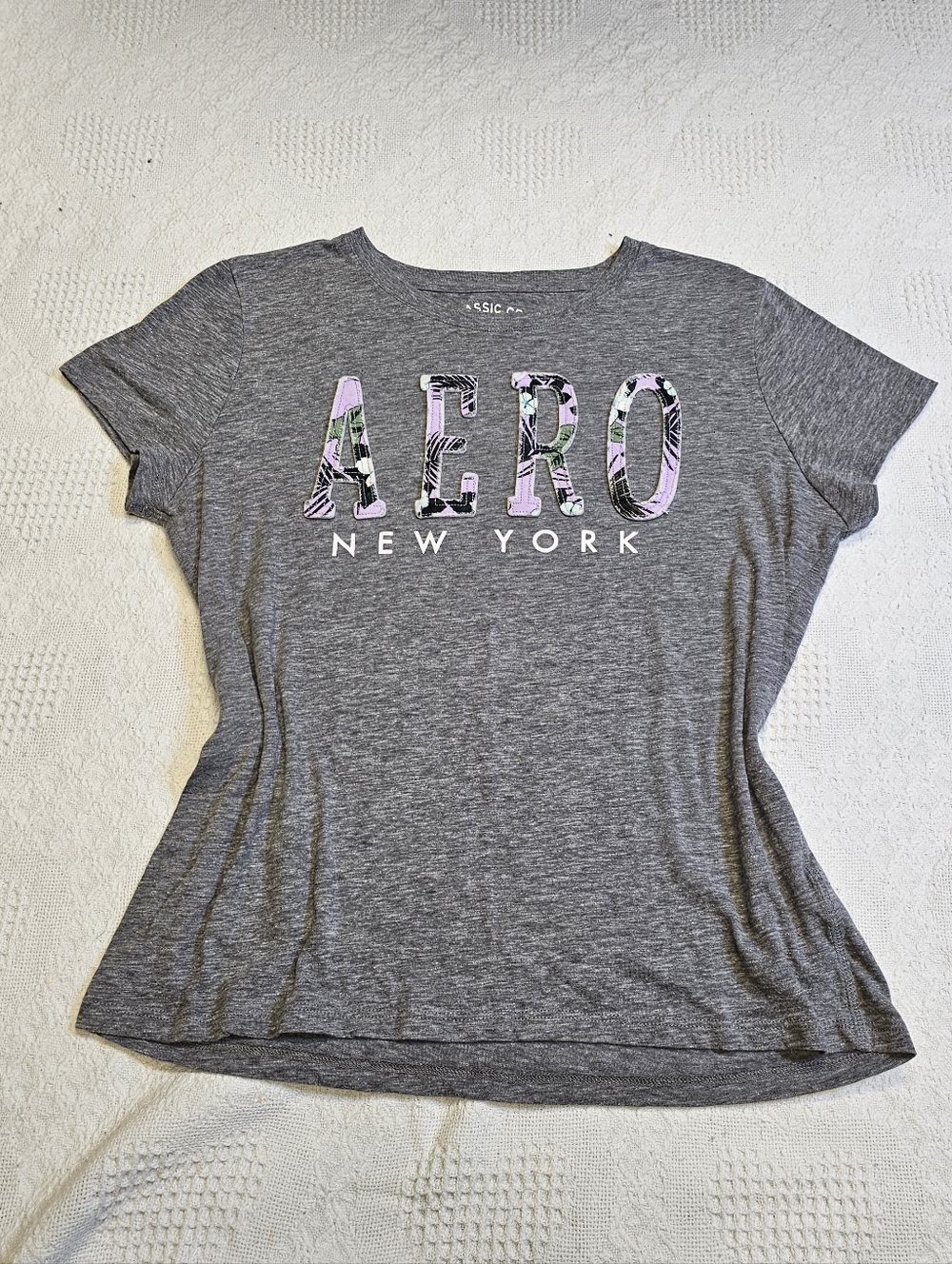 Aero New York Women's Gray Graphic Tee with Pink Accents